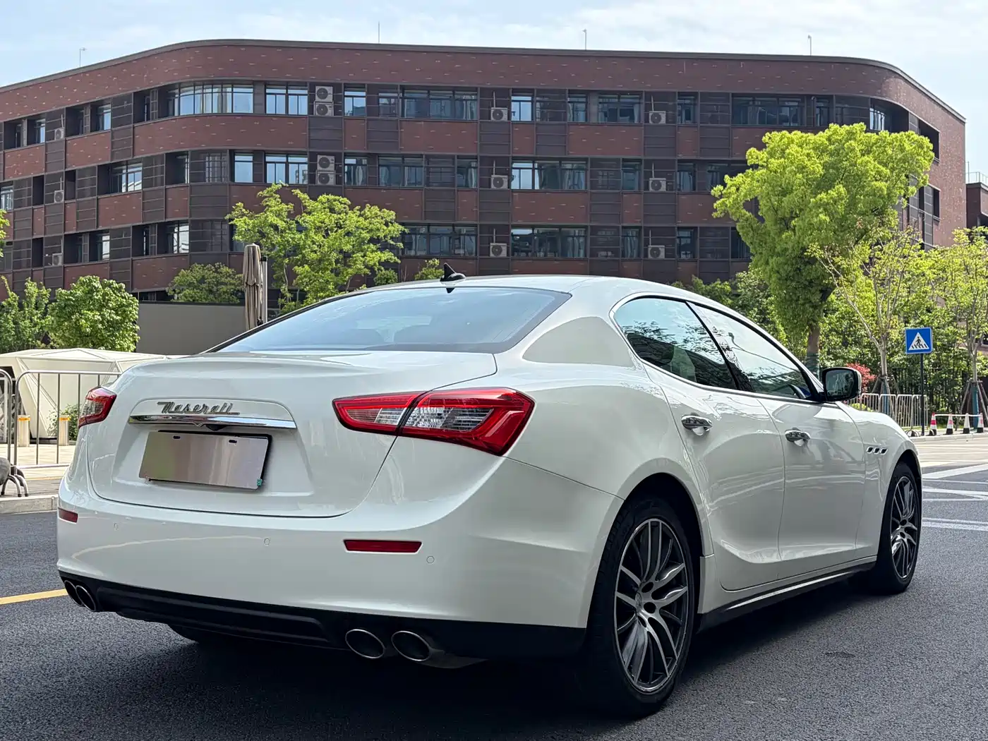 MASERATI GHIBLI