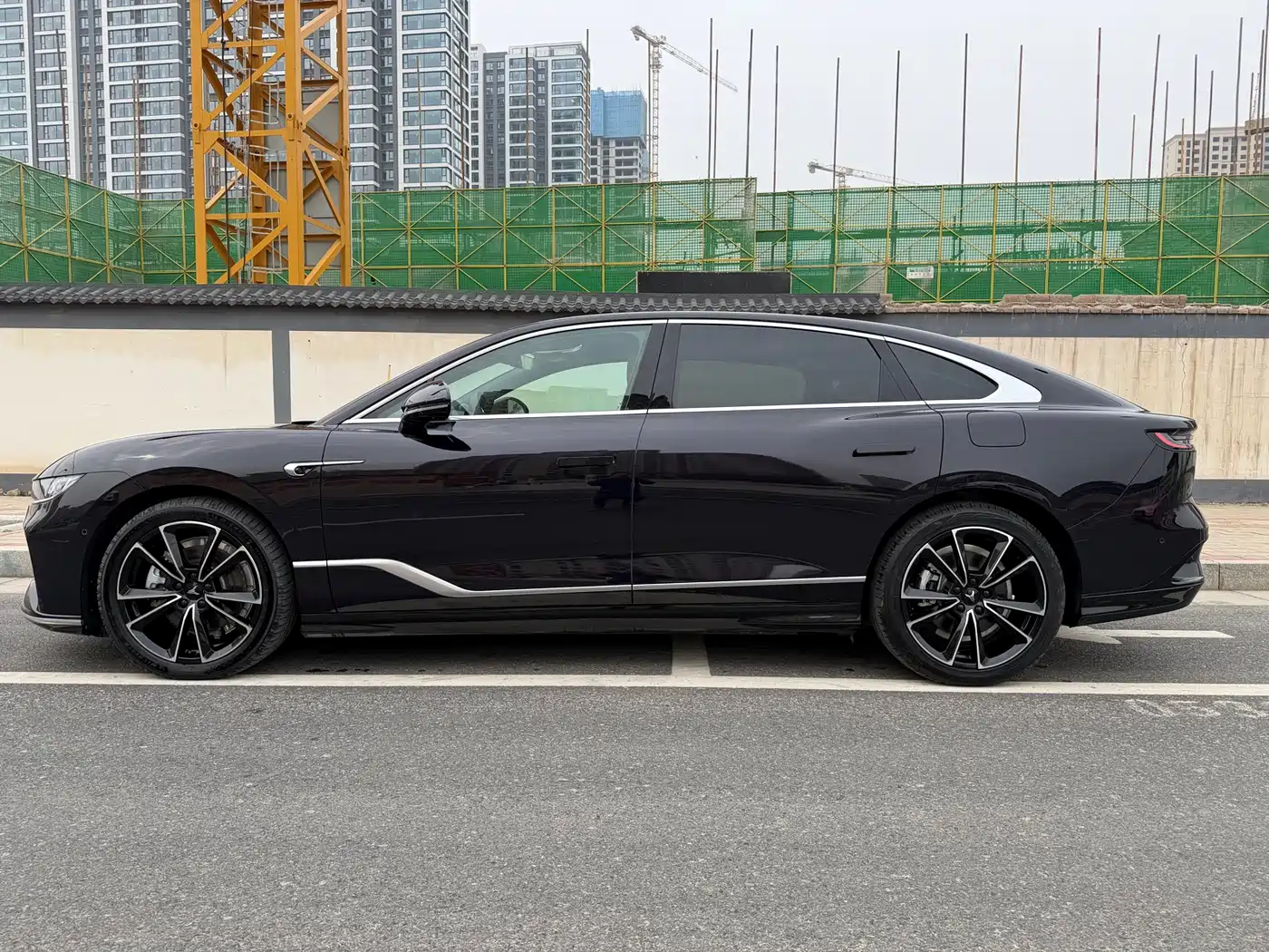 Voyah Auto VOYAH Zhuiguang 2024 PHEV AWD Ultra Long Range Flagship фото 3