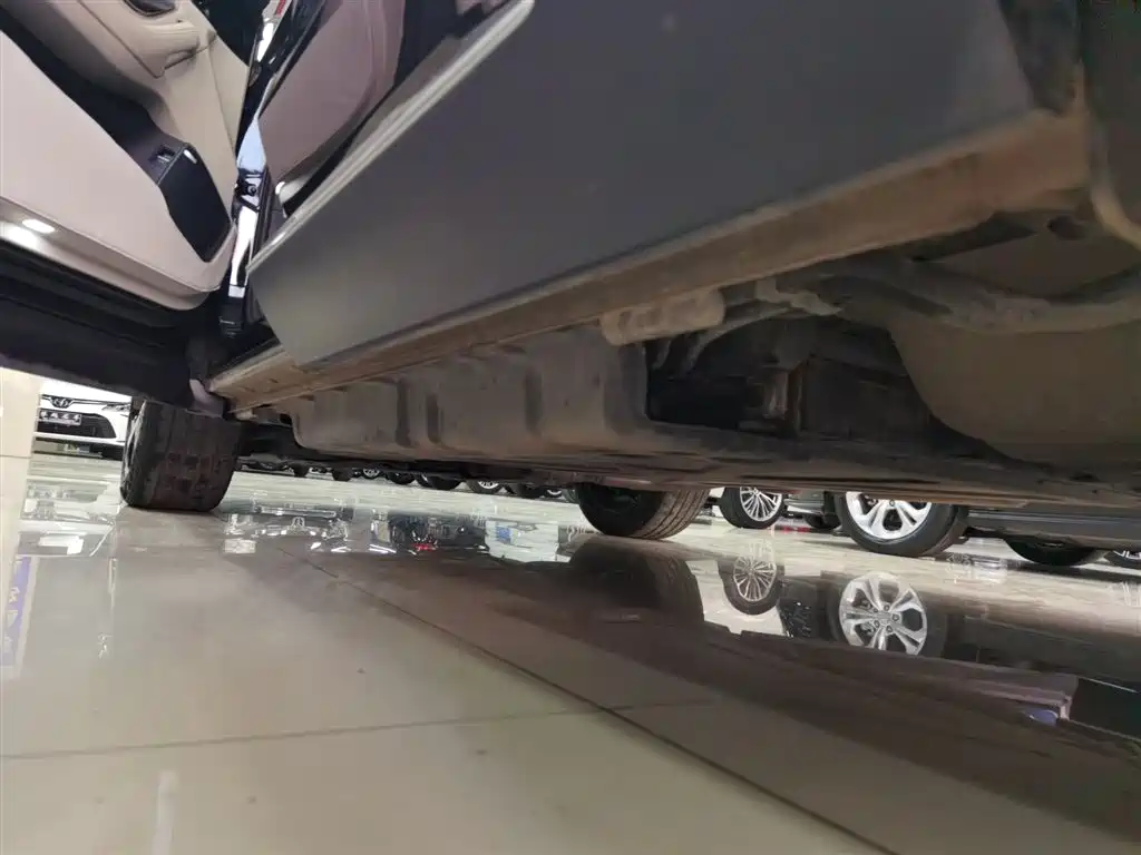 BYD Song PLUS PHEV 2021 DM-i 110KM Flagship фото 6