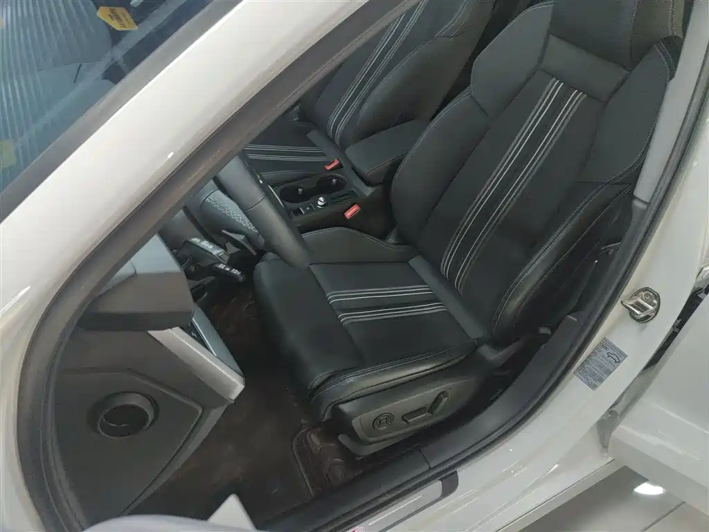 Audi A3 2024 Model A3L Limousine 35 TFSI Fashion Sport фото 15