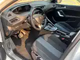 صورة 8 - Peugeot 308