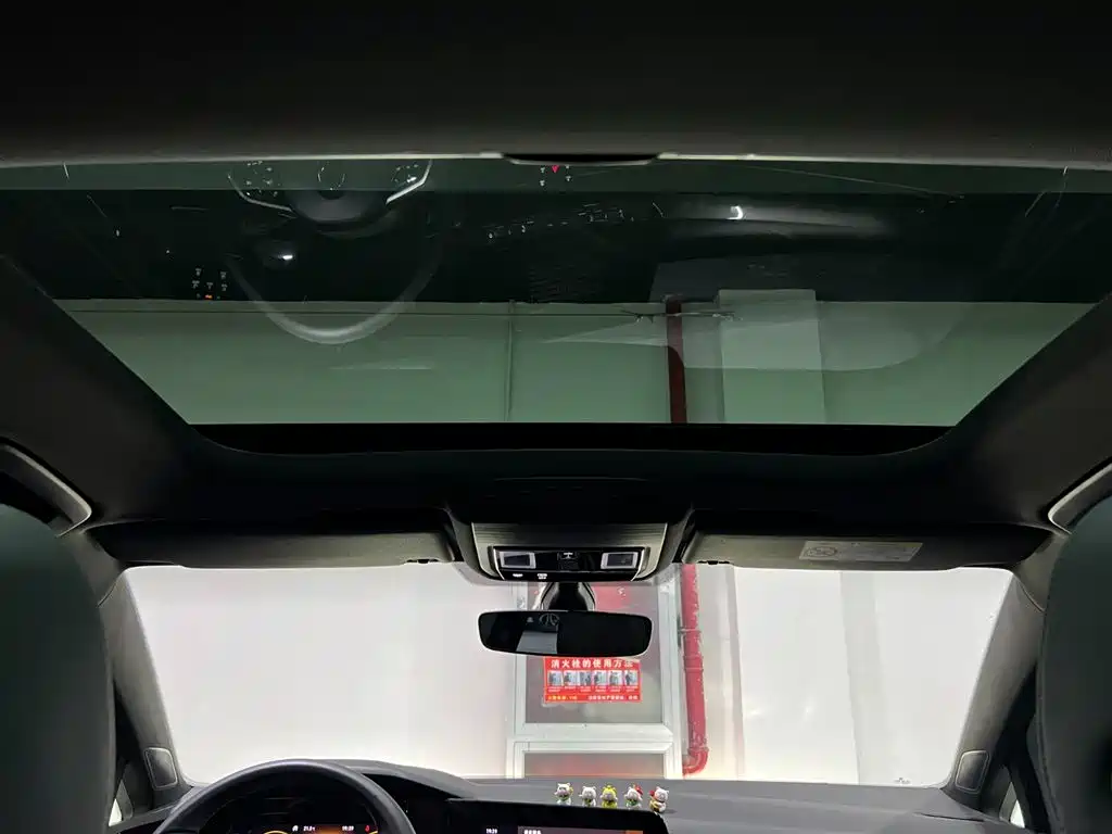 Volkswagen Golf 2023 280TSI DSG R-Line Lite фото 13