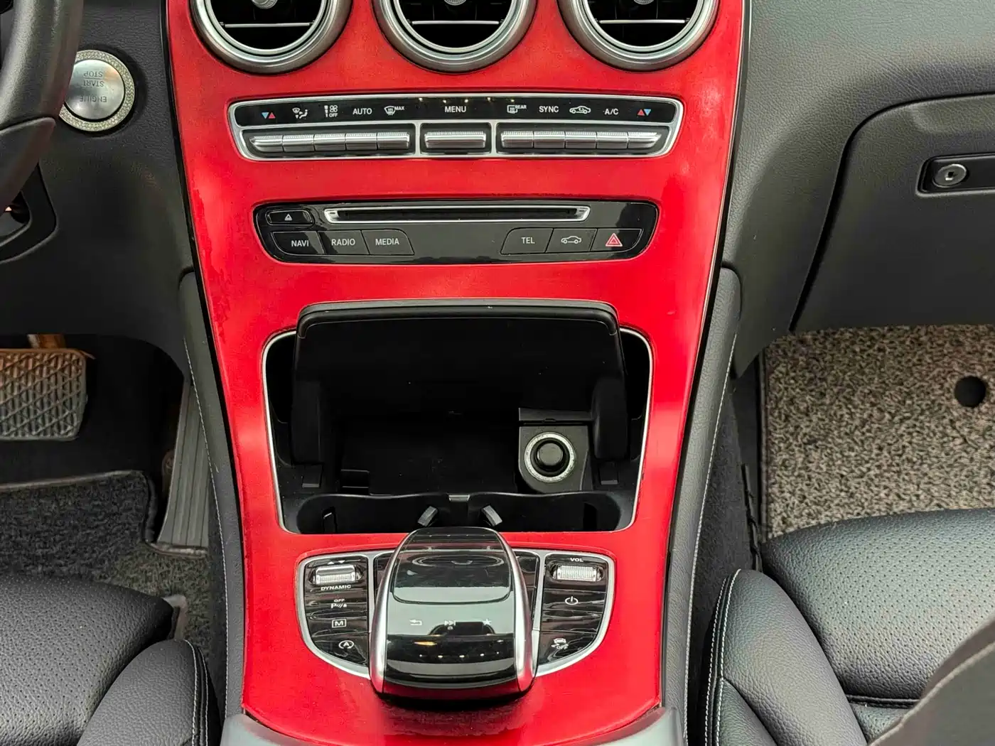 Mercedes-Benz GLC 2017 GLC 260 4MATIC Dynamic фото 17