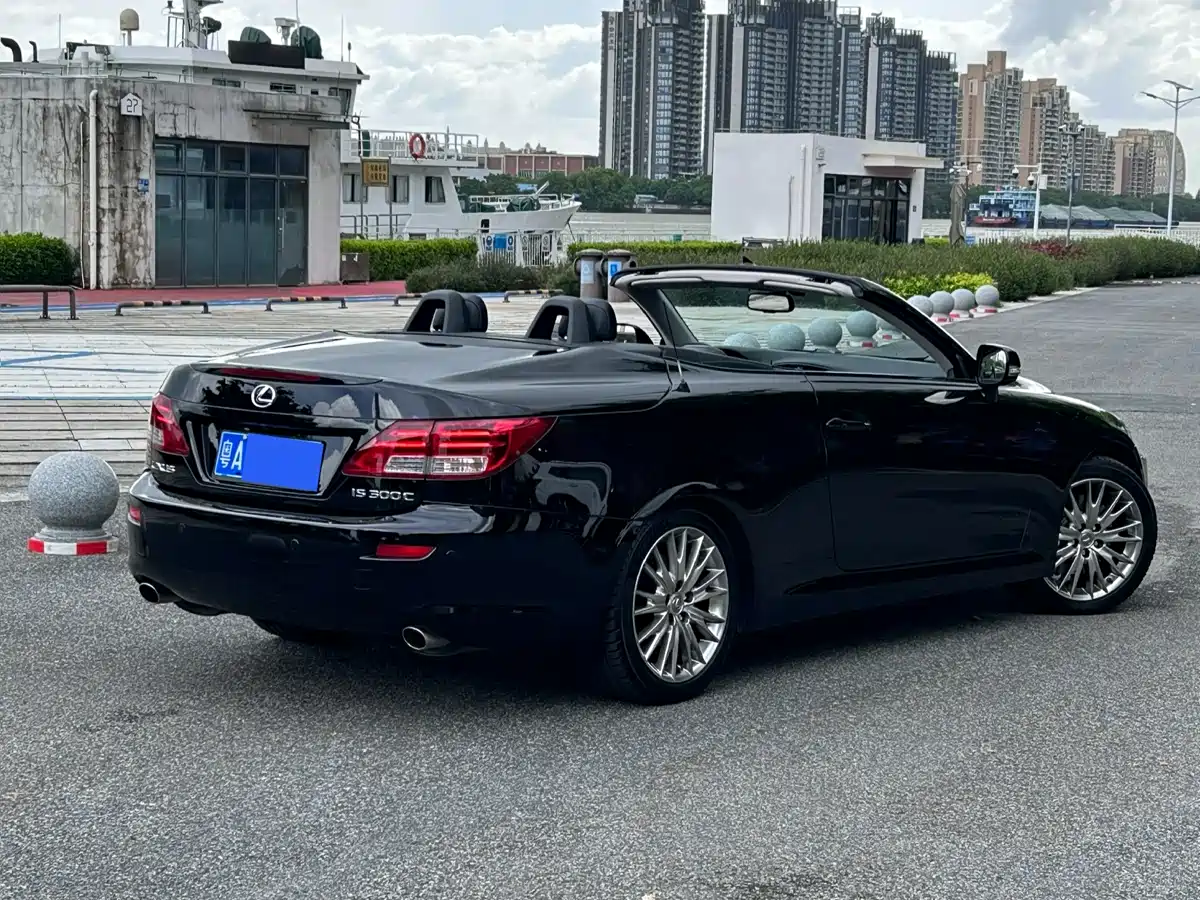 Lexus IS 2010 2009 300C