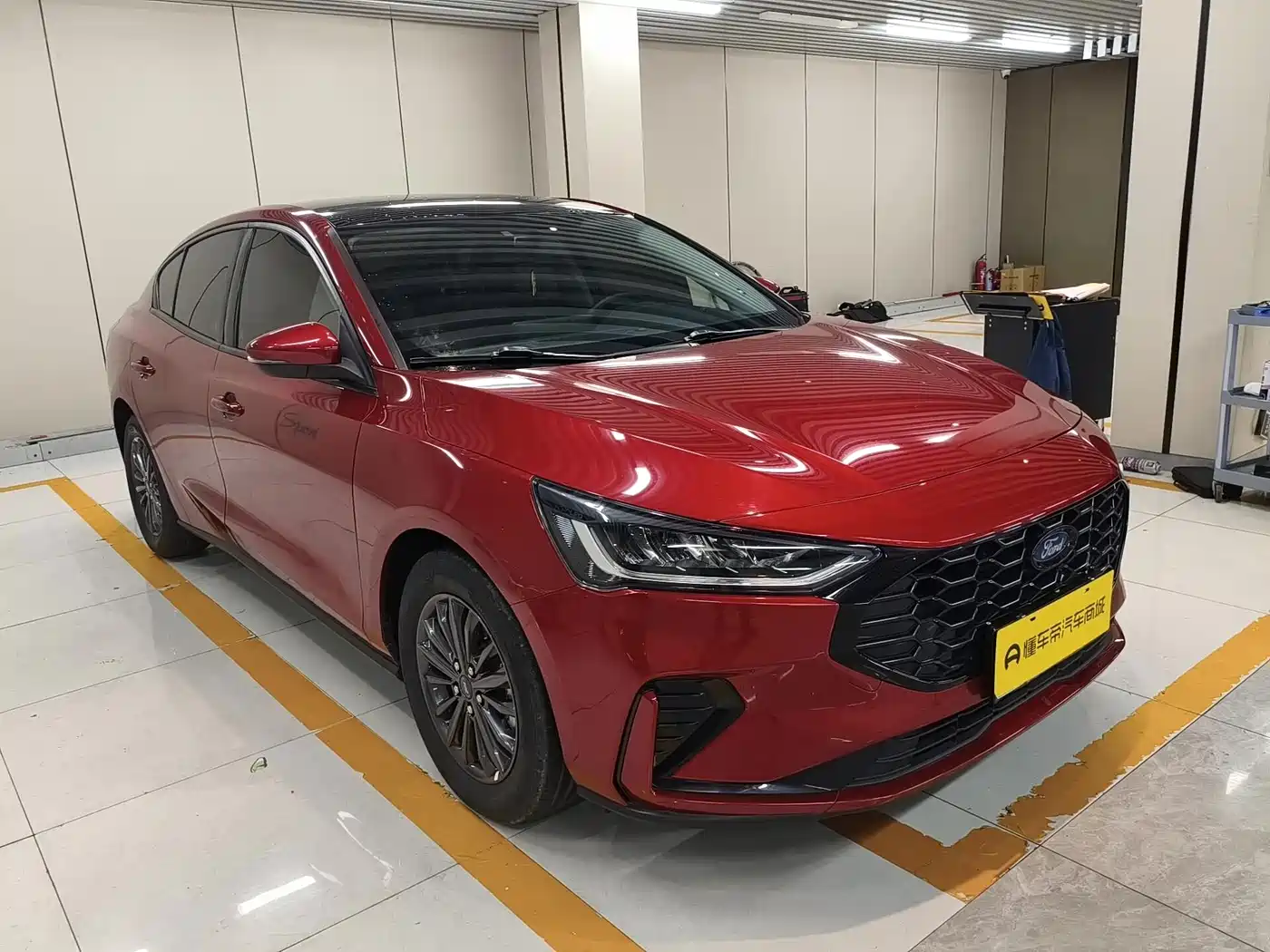 Ford Focus 2023 2022 Sedan EcoBoost 180 Auto Speed Edition