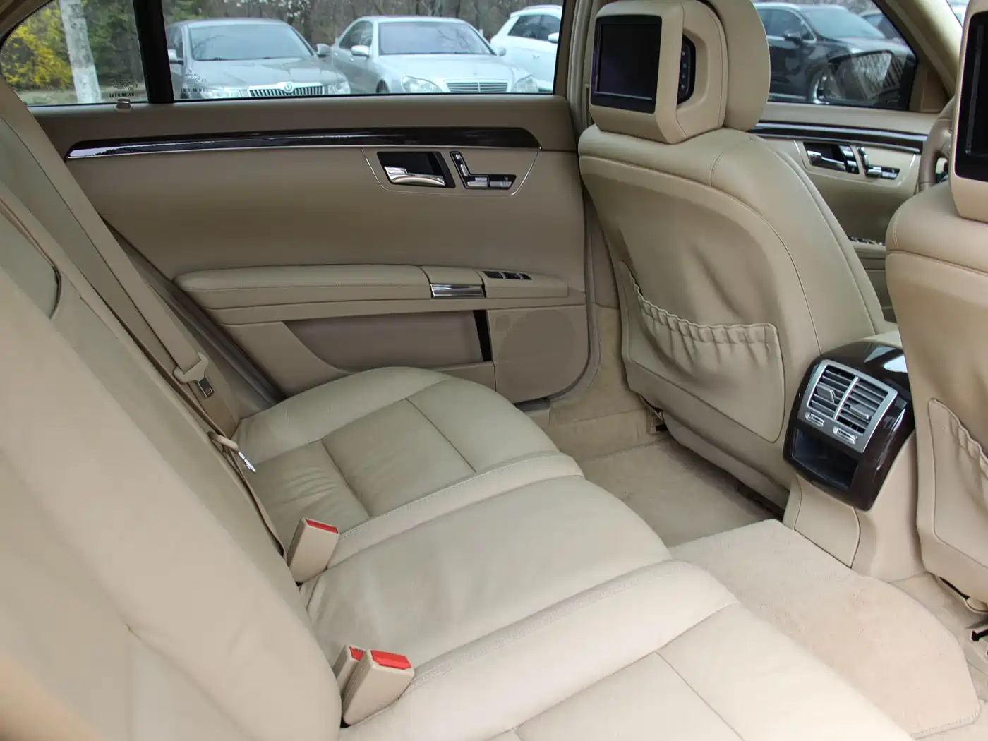 Mercedes-Benz S-Class 2010 S 300 L Premium фото 16
