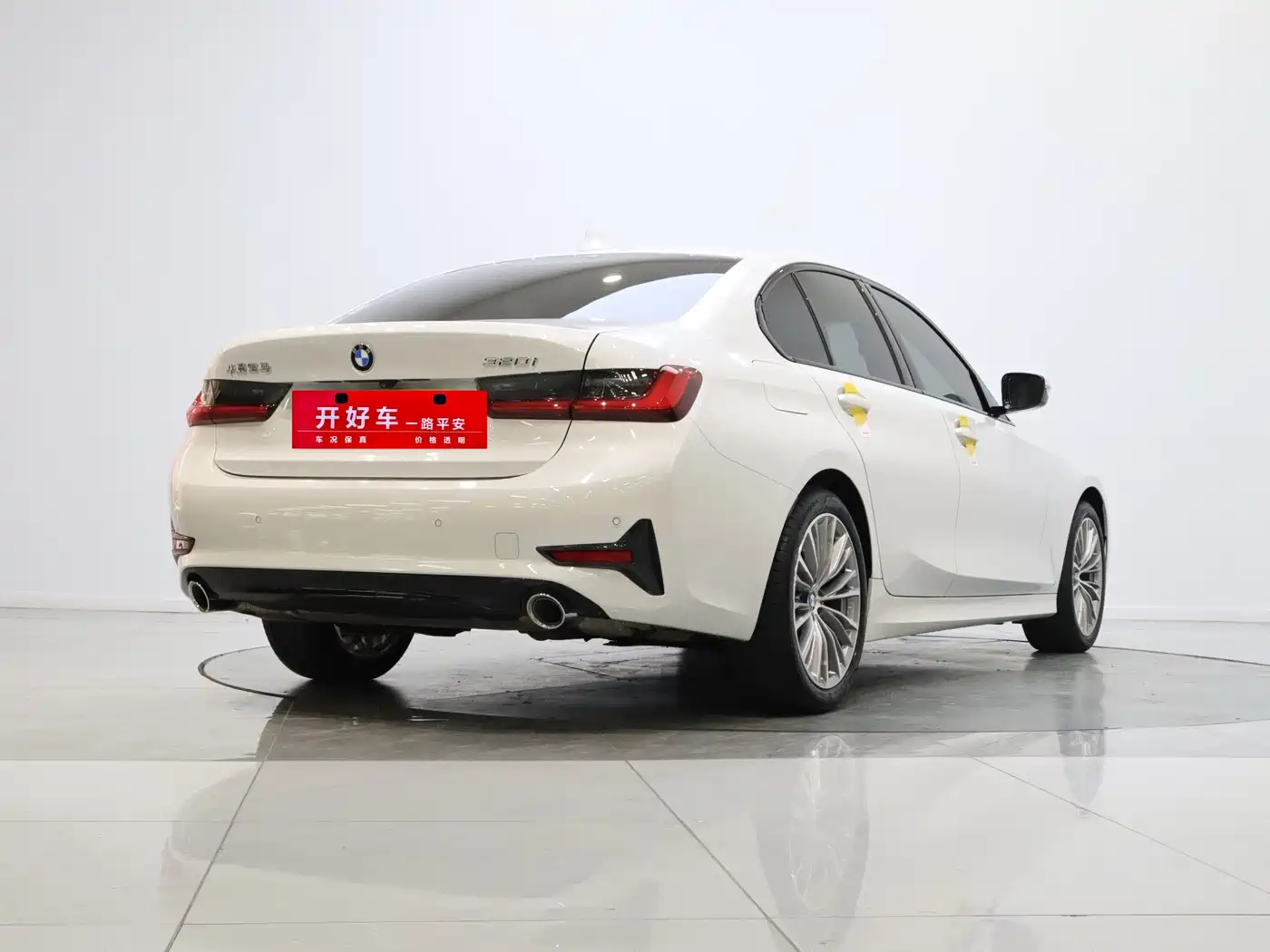 BMW 3 Series 2022 320i Sport Package фото 4