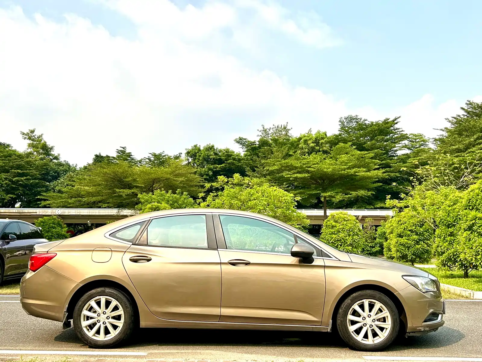 صورة 5 - Buick Verano