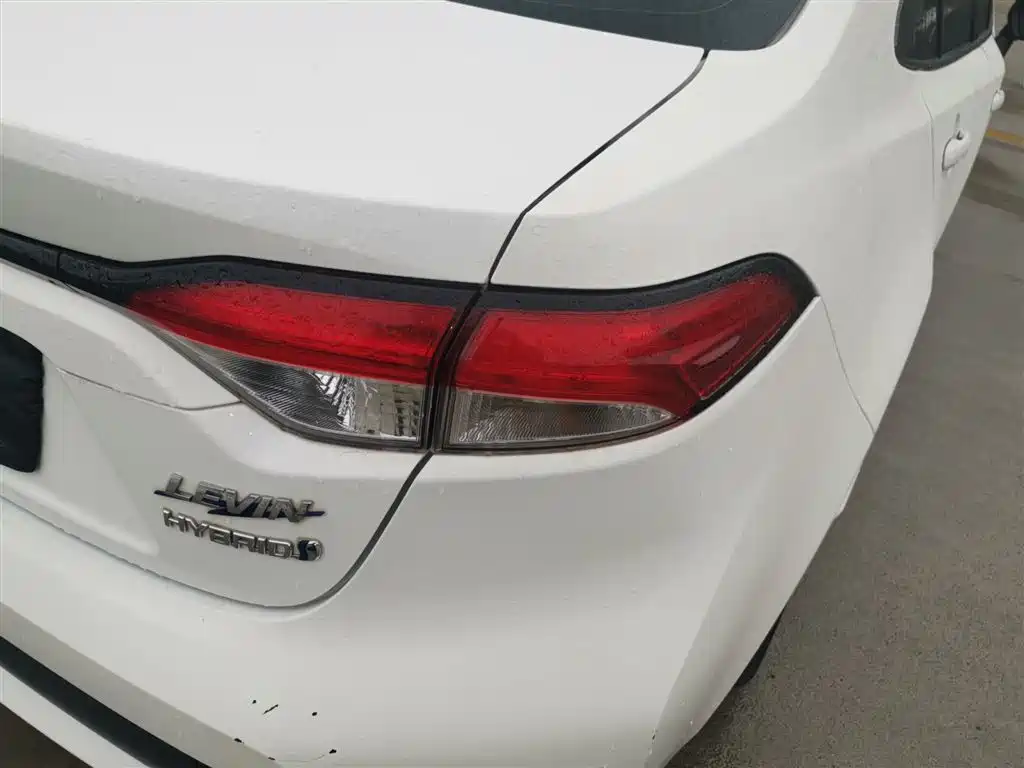 Toyota Levin 2022 Dual Engine 1.8H E-CVT Leading Edition фото 8