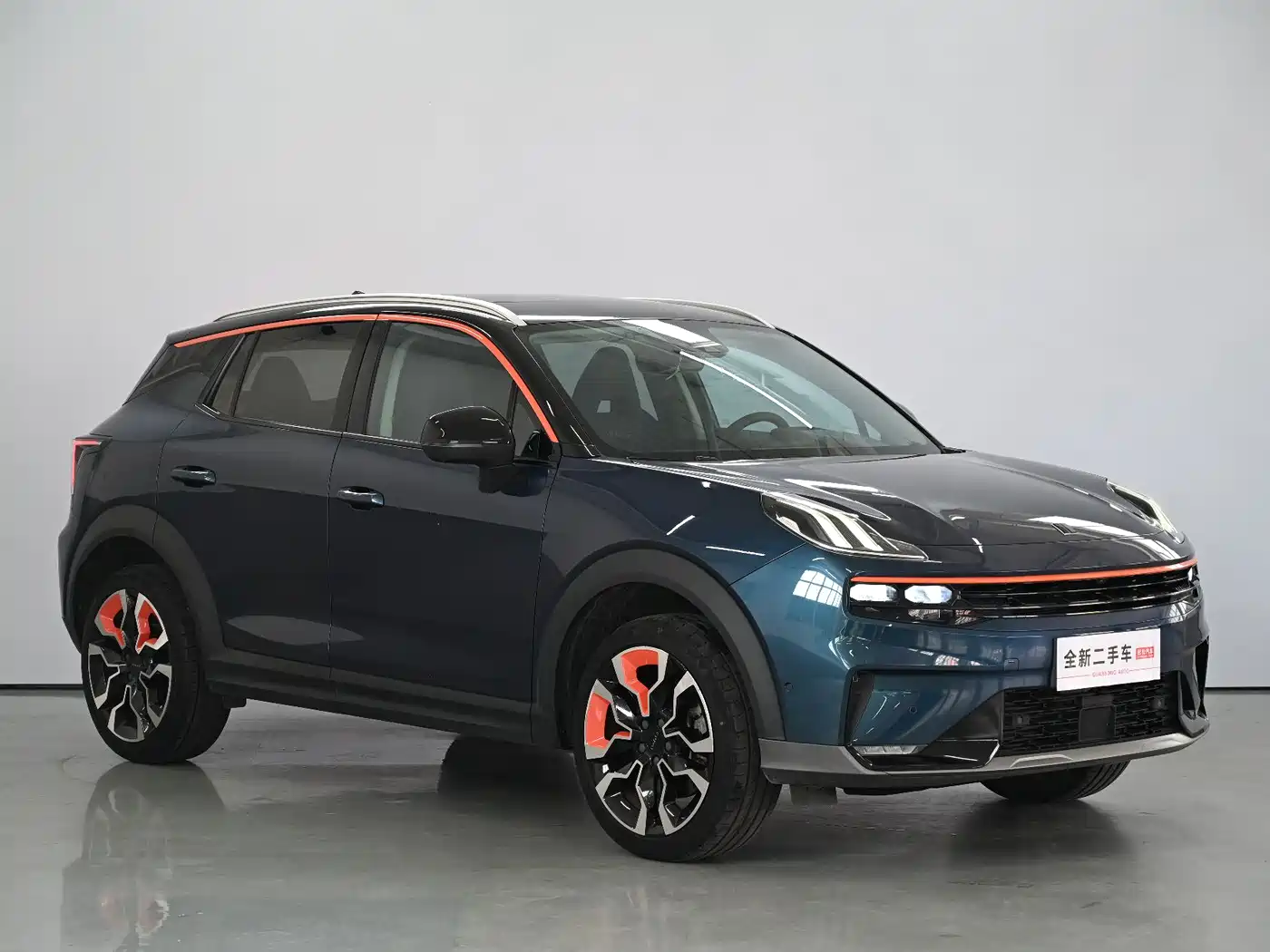 Lynk & Co 06 2020 1.5T Halo фото 7