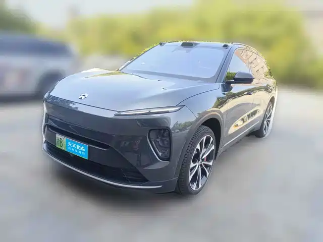 NIO ES8 2023