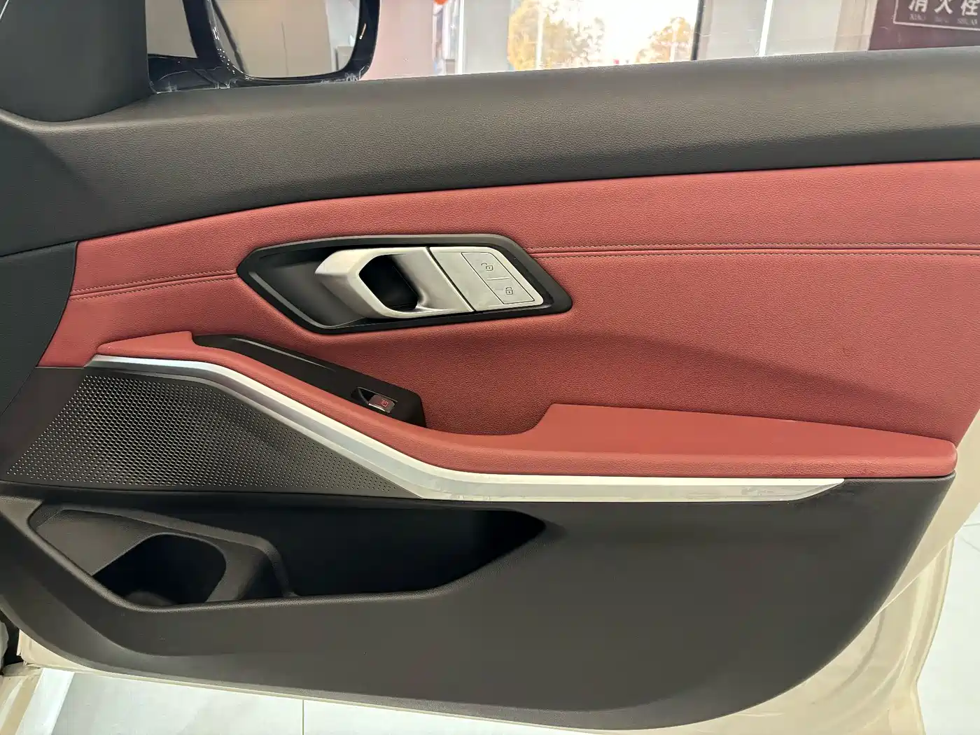 BMW 3 Series 2021 320Li M Sport Package фото 8