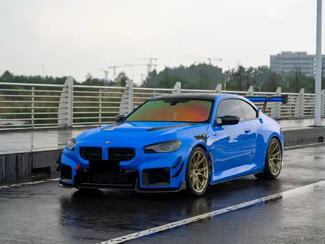 BMW M2 2025