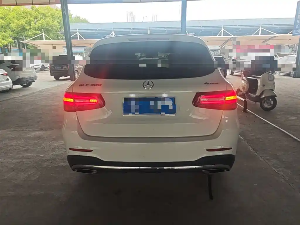 Mercedes-Benz GLC 2017 GLC 300 4MATIC Dynamic фото 6