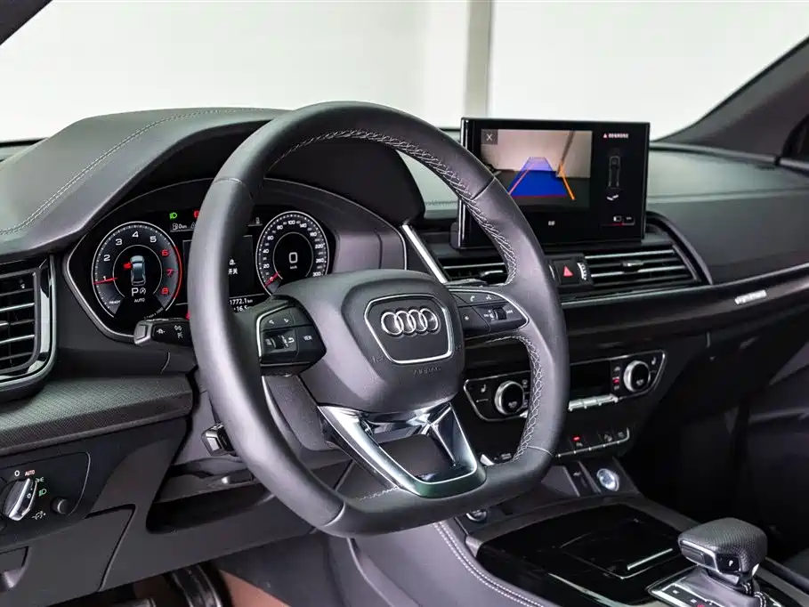 Audi Q5L 2025 40 TFSI Luxury Dynamic фото 18