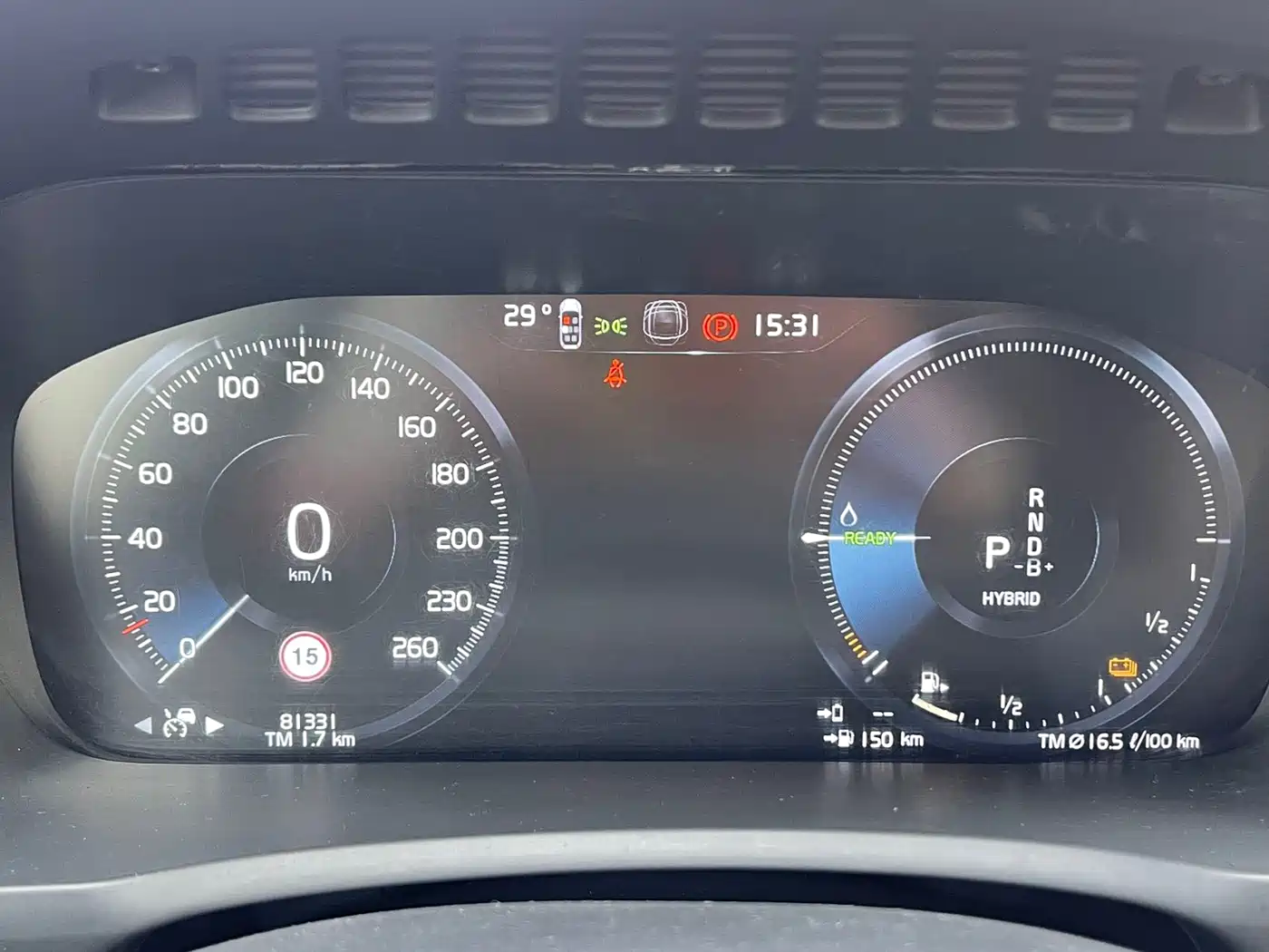 Volvo XC90 Plug-in Hybrid 2022 2022 Facelift E-Drive Hybrid T8 Intelligent Premium Luxury 7-Seater