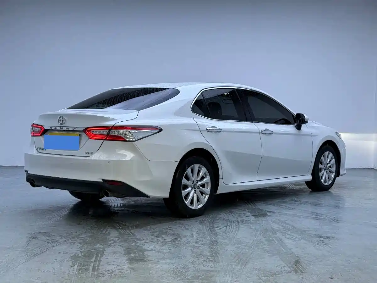 Toyota Camry 2019 2.0G Luxury (China V) фото 6
