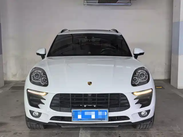 Porsche Macan 2016 Macan 2.0T — фото 2