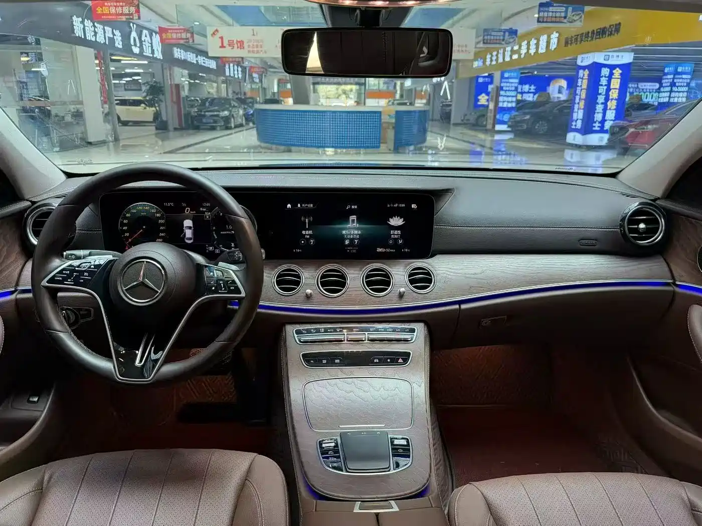 Mercedes-Benz E-Class 2023 E 300 L Fashion фото 6