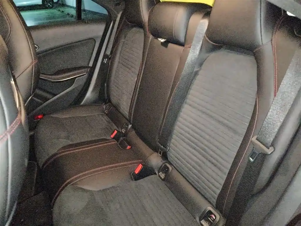 Mercedes-Benz CLA (Import) 2015 CLA 220 4MATIC фото 15