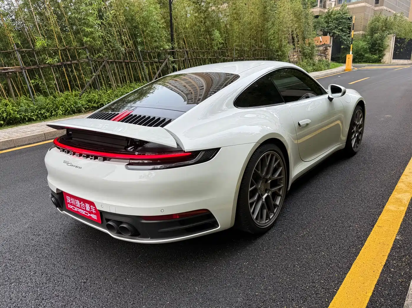 Porsche 911 2022 Carrera 3.0T фото 6