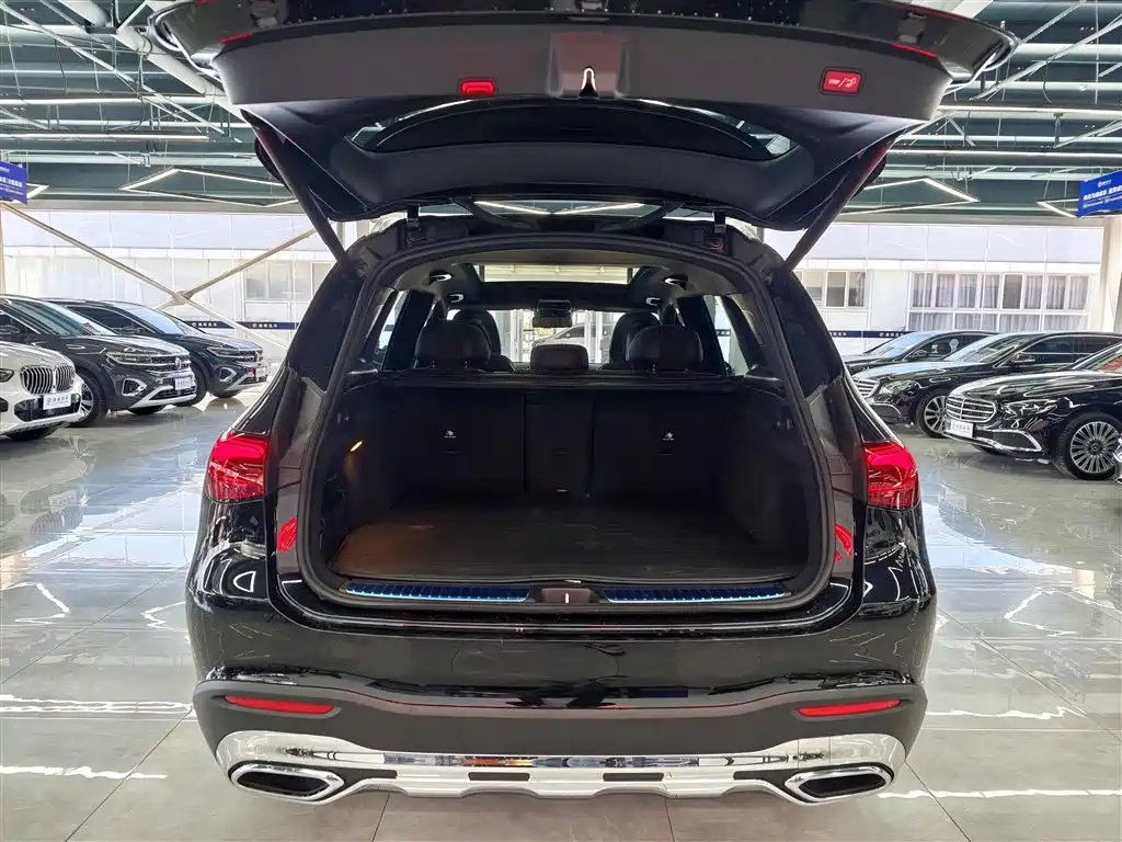 Mercedes-Benz GLC 2023 GLC 260 L 4MATIC Sport 5-seater фото 26