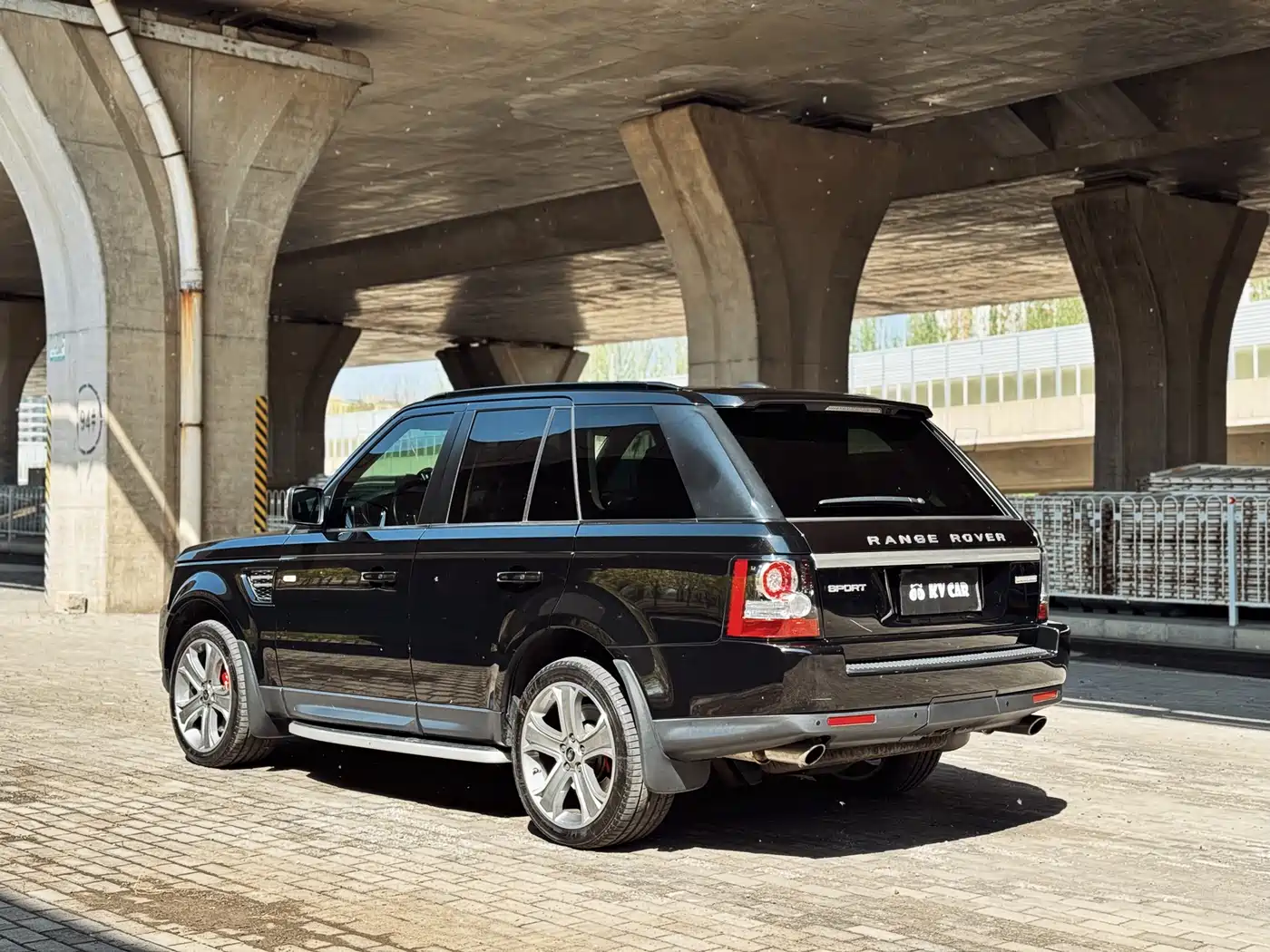 Land Rover Range Rover Sport 2013 5.0 SC V8 Ultimate Edition фото 5