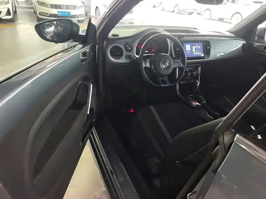 Volkswagen Beetle 2020 2018 180TSI Easy Joy Edition