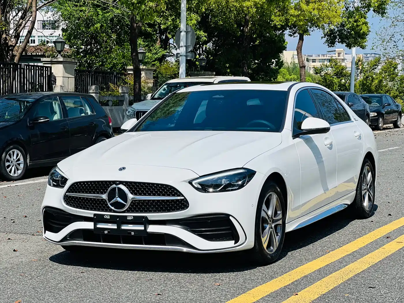 MERCEDES-BENZ C CLASS