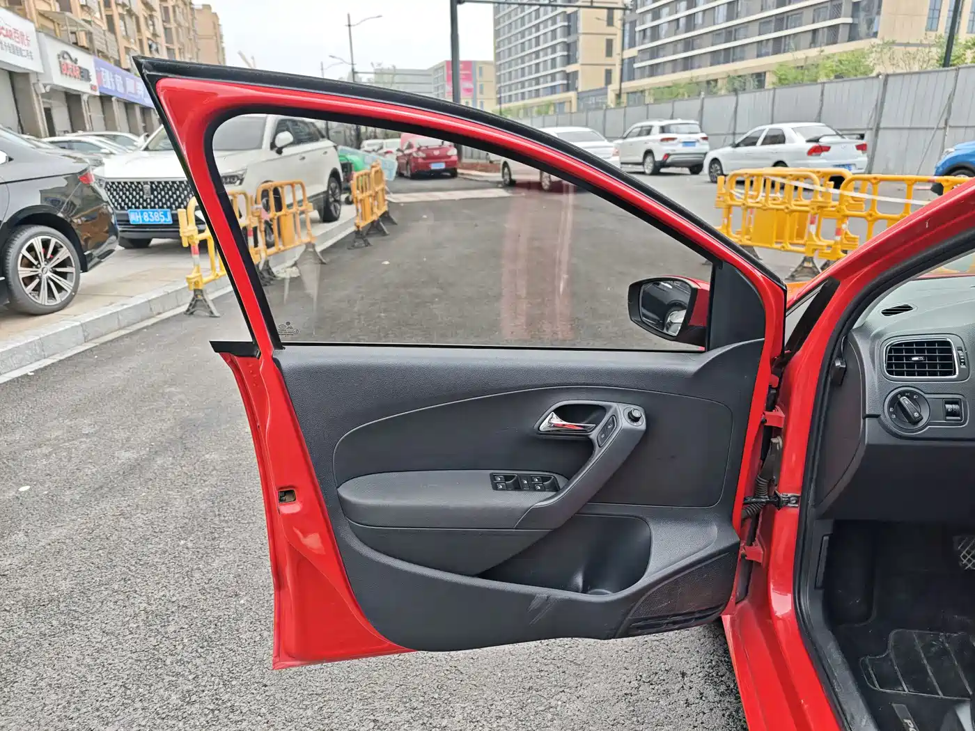 Volkswagen Polo 2016 1.6L Automatic Comfort фото 13
