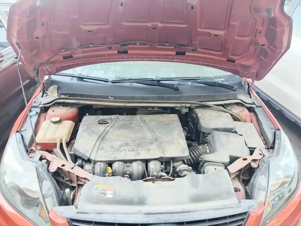 Ford Focus 2010 2011 Hatchback 1.8L Automatic Fashion
