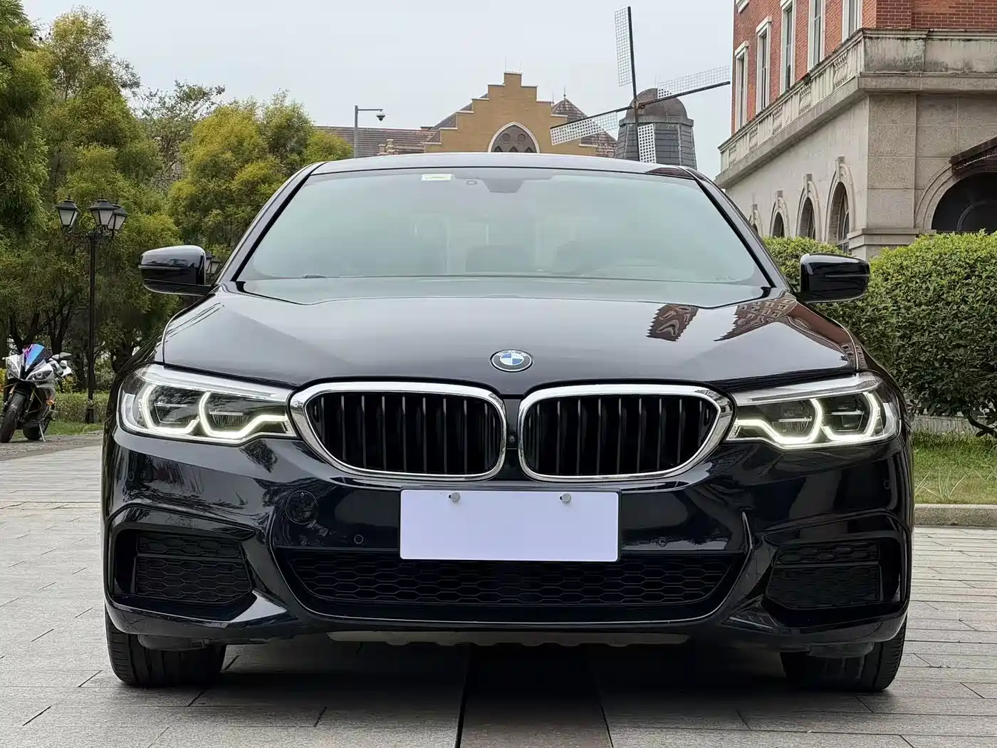 BMW 5 Series 2020 530Li Exclusive M Sport Package фото 2