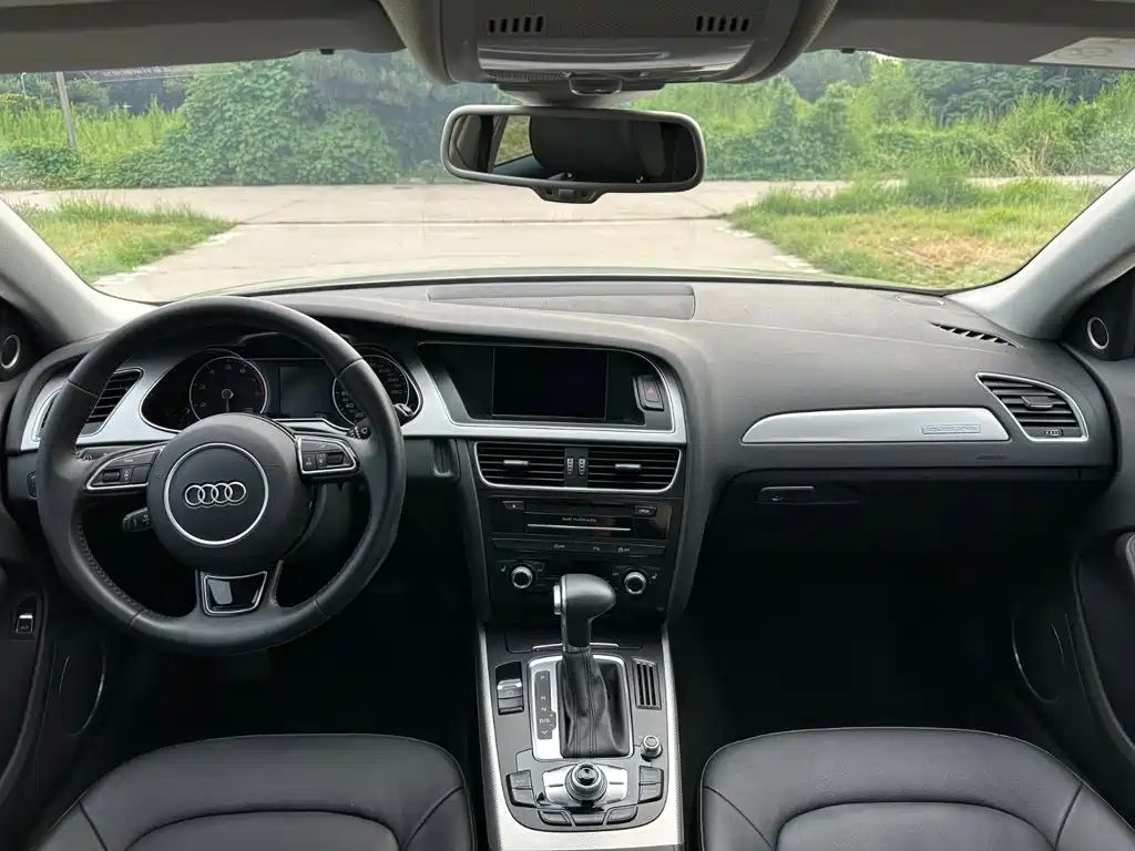 Audi A4 (Import) 2016 2014 40 TFSI allroad quattro plus