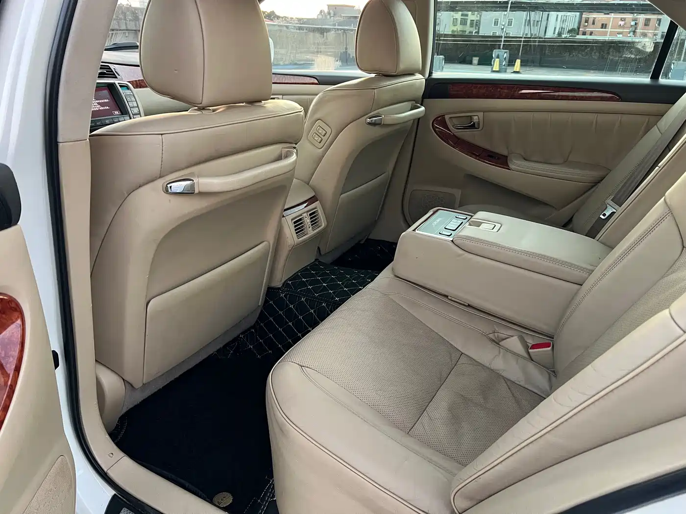 Toyota Crown 2007 2.5L Royal Navigation Edition фото 12