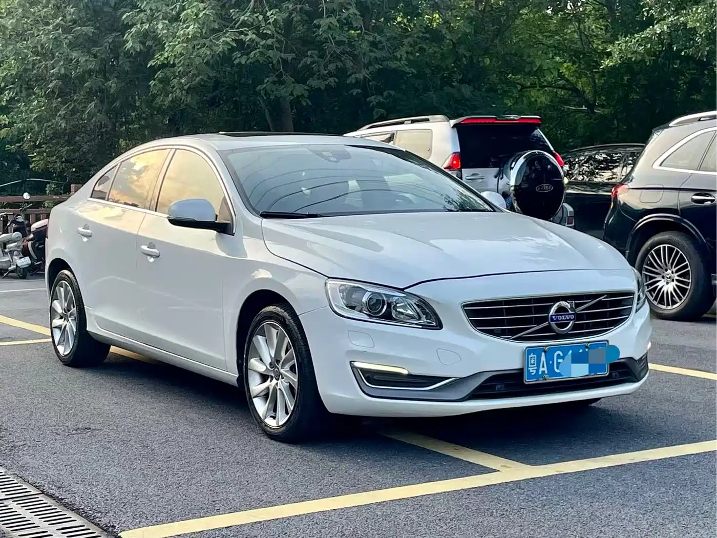 Фото 3 - Volvo S60