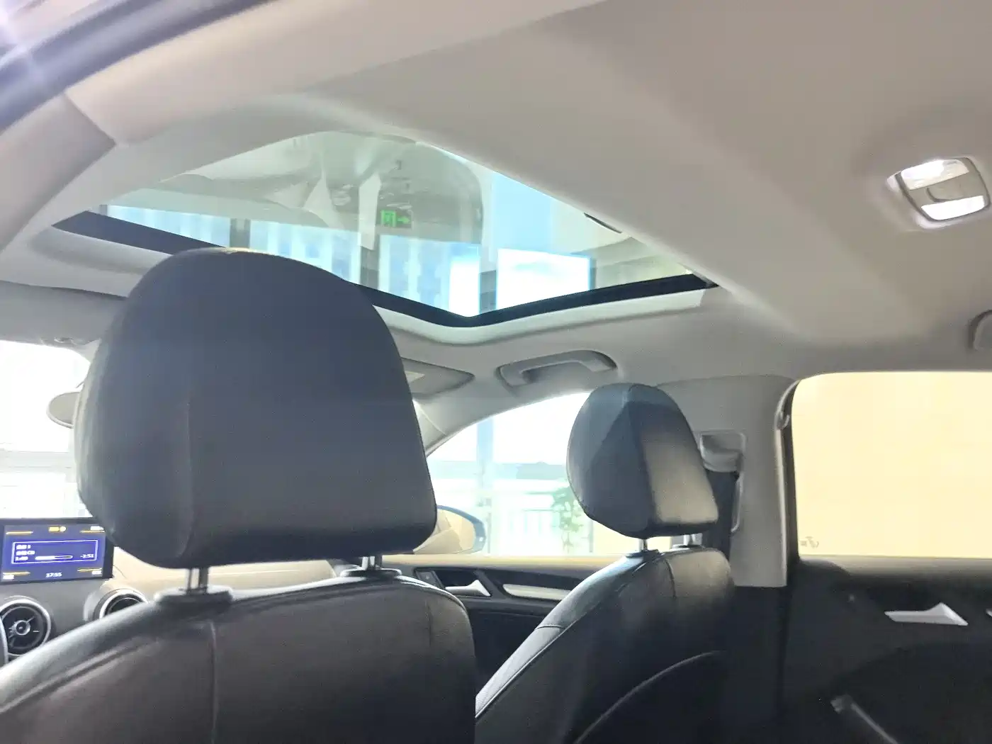Audi A3 2014 Limousine 35 TFSI Auto Comfort фото 9