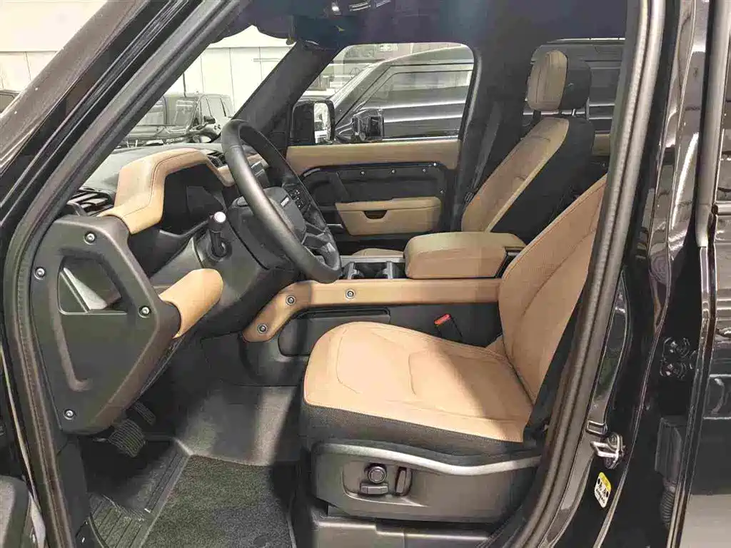 Land Rover Defender 2026 2025 110 3.0T P400 -Dynamic HSE