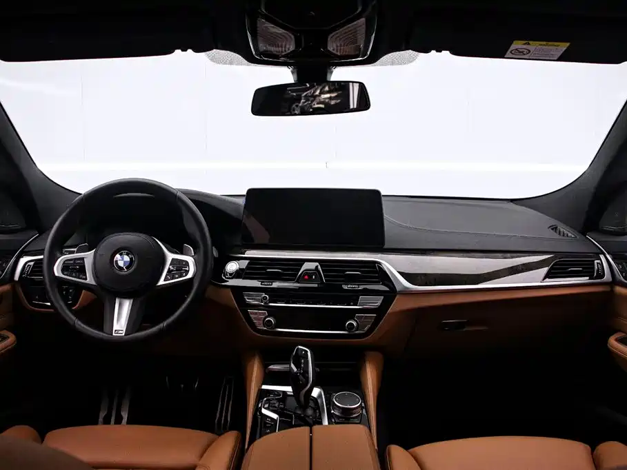 BMW 6 Series GT 2022 Model 630i M Sport Package фото 5