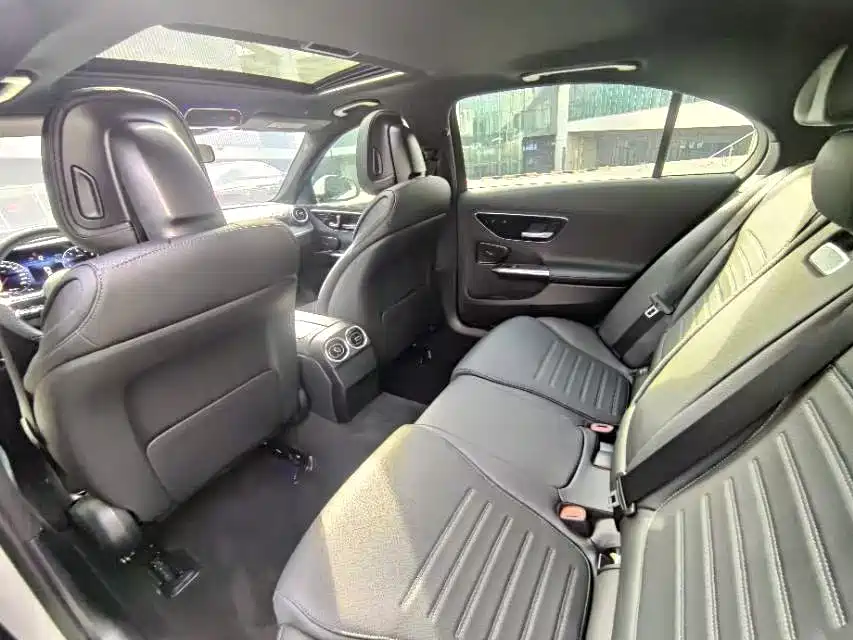 Mercedes-Benz C-Class 2022 Facelift C 200 L Sport фото 4