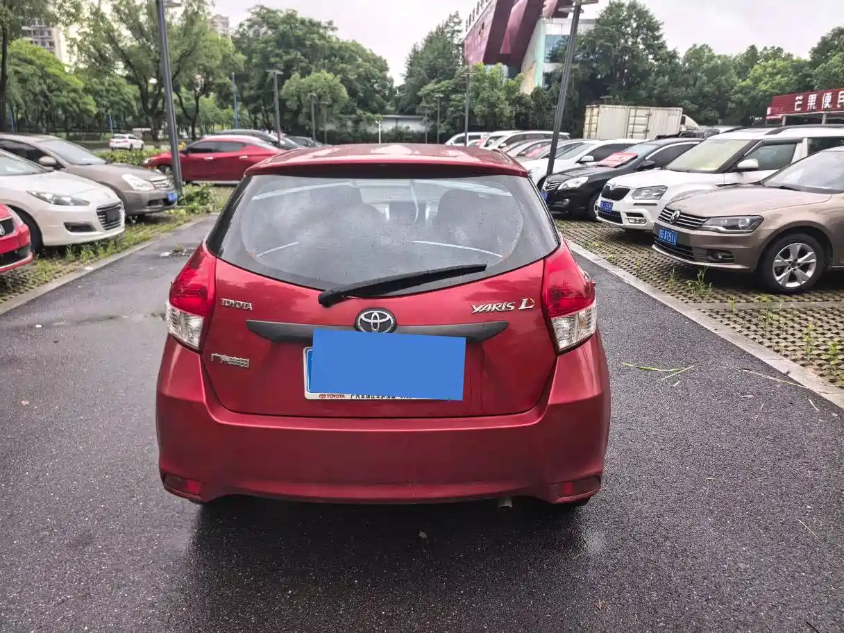 Toyota YARiS L Zhi Xuan 2014 2014 1.3E Automatic Charming Edition