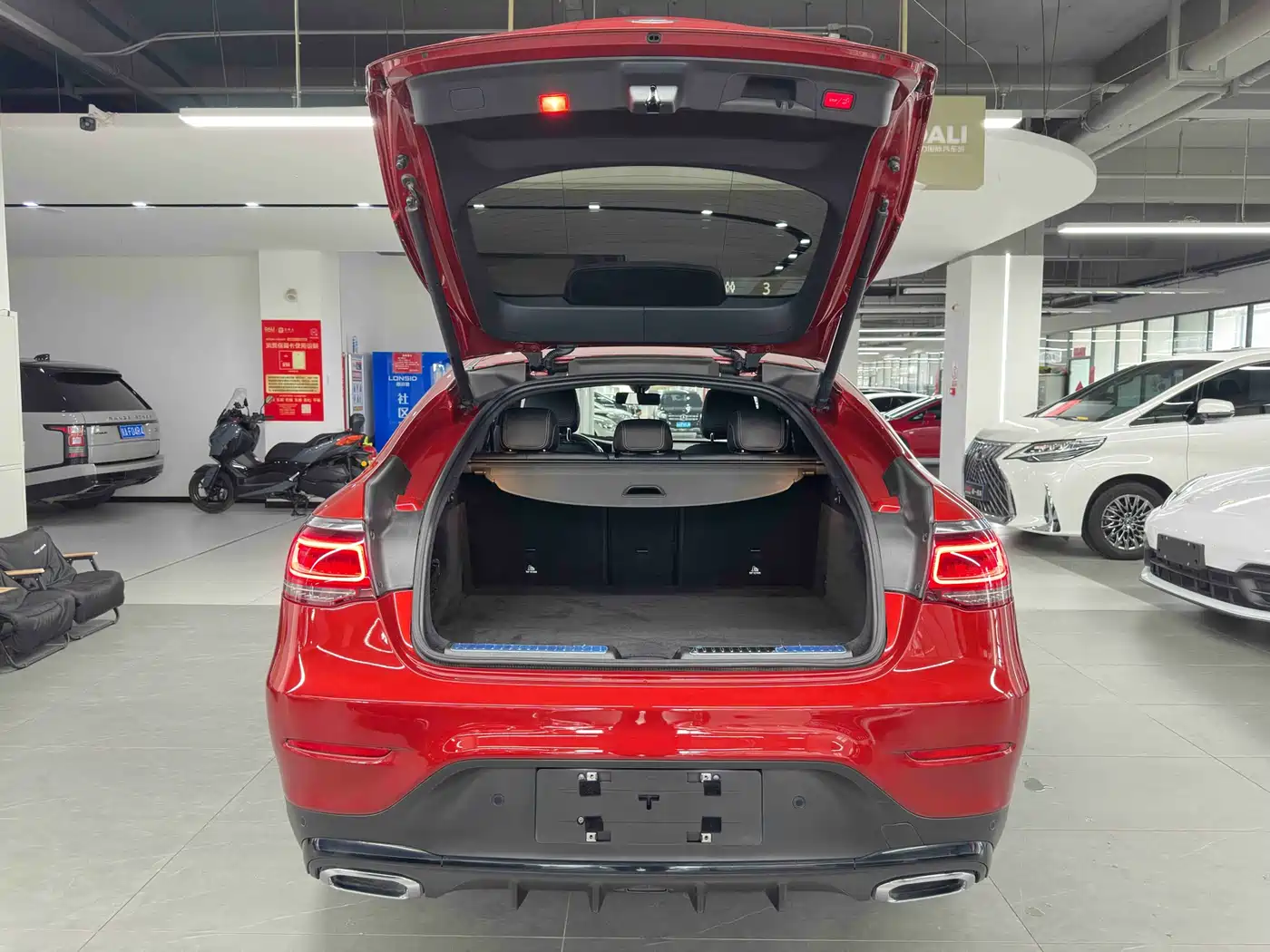 Mercedes-Benz GLC Coupe 2020 GLC 260 4MATIC Coupe SUV фото 24