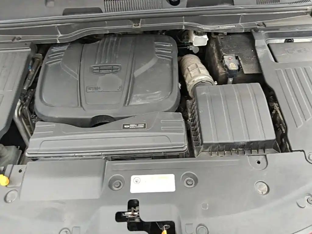 Фото 20 - Geely Binyue