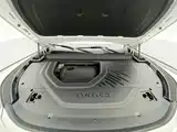Photo 12 - Lynk & Co 900