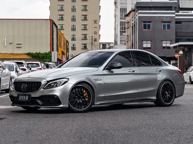 Mercedes-Benz Mercedes-Benz C-Class AMG 2015 AMG C 63 S