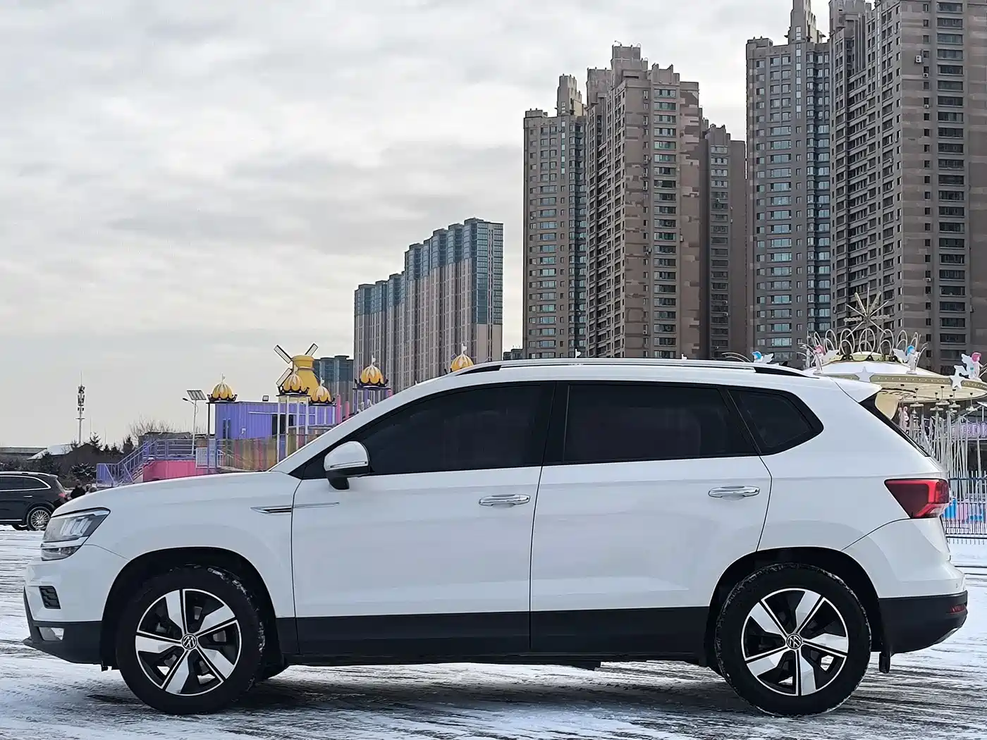 Volkswagen Tharu 2022 280TSI 2WD Comfort фото 9