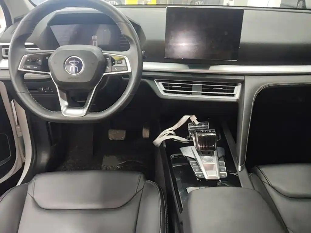 Photo 10 - BYD Song Pro