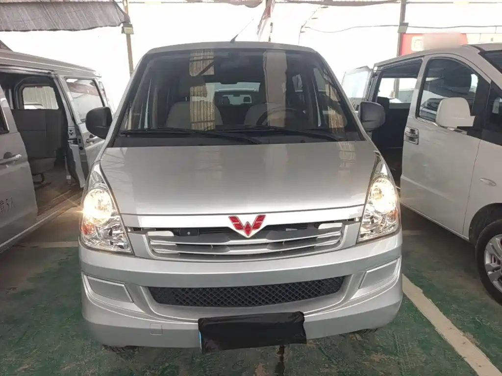 Wuling Motors Wuling Rongguang S 2024 2023 1.5L Base 5/7 Seater