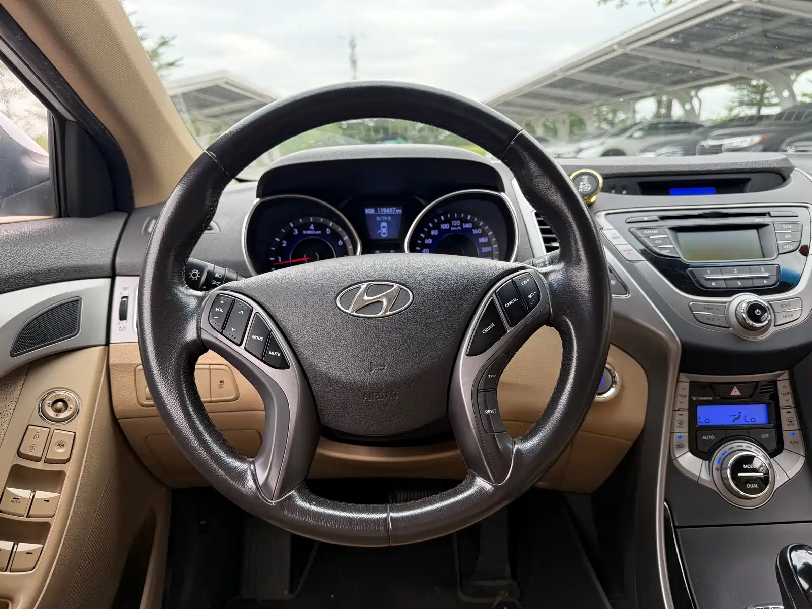 Photo 9 - Hyundai Langdong