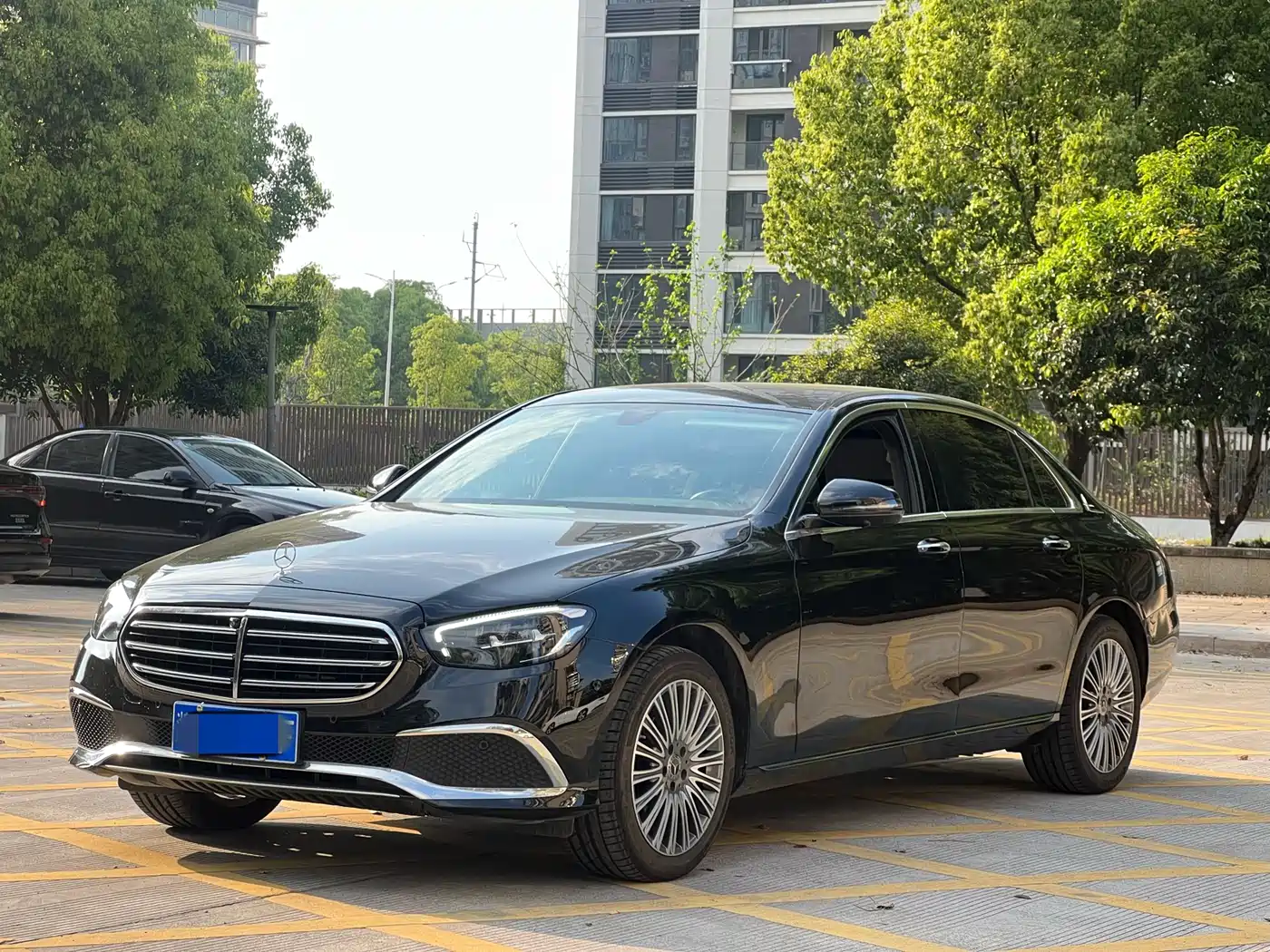  E CLASS