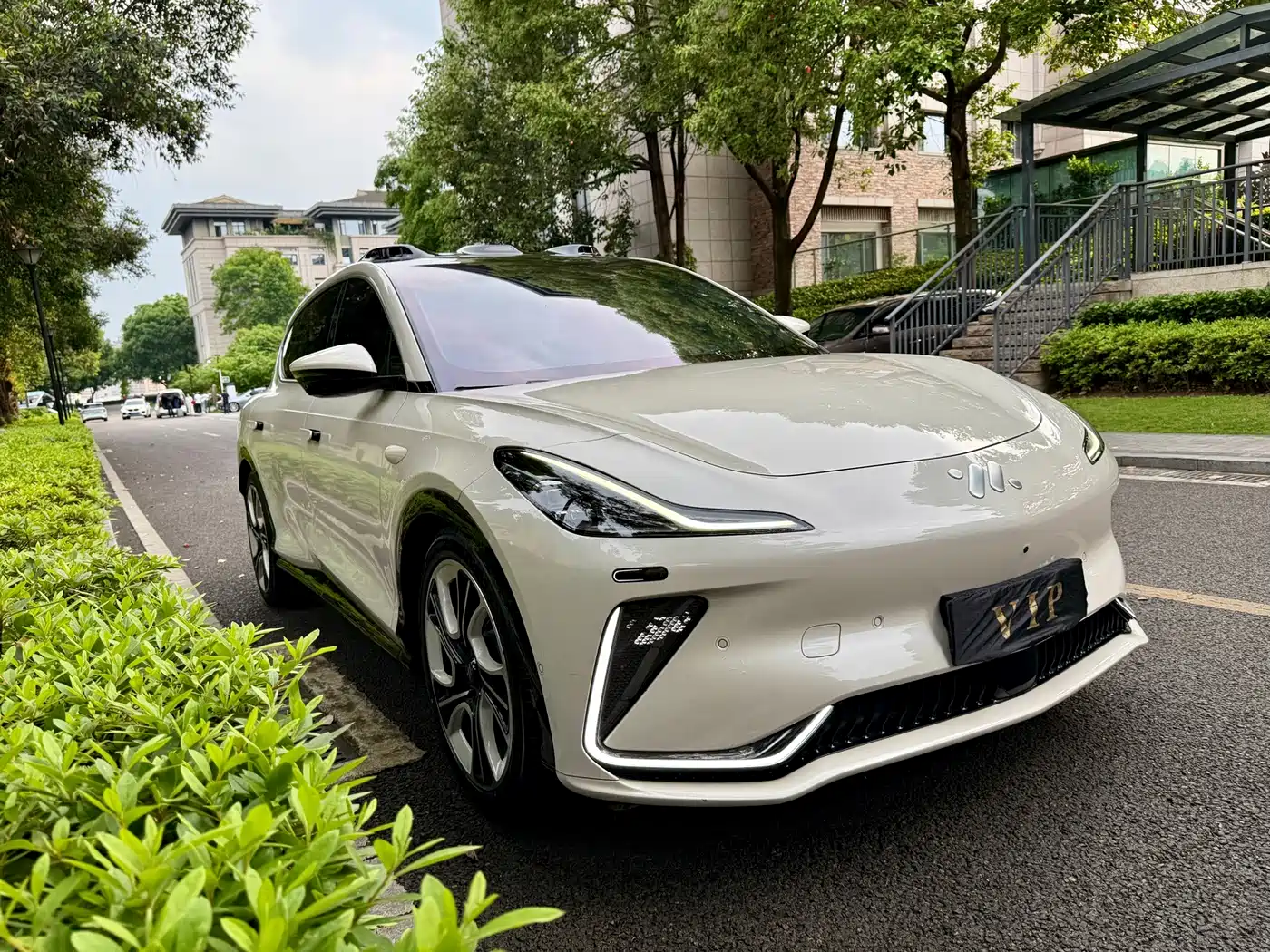 IM Motors IM LS7 2023 2023 Model 100kWh Pro AWD Edition
